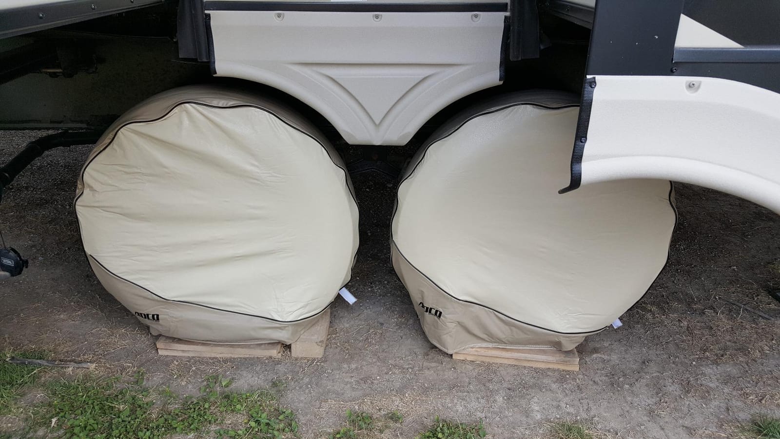 ADCO 3962 Designer Series Tan Tyre Gard Wheel Cover,30