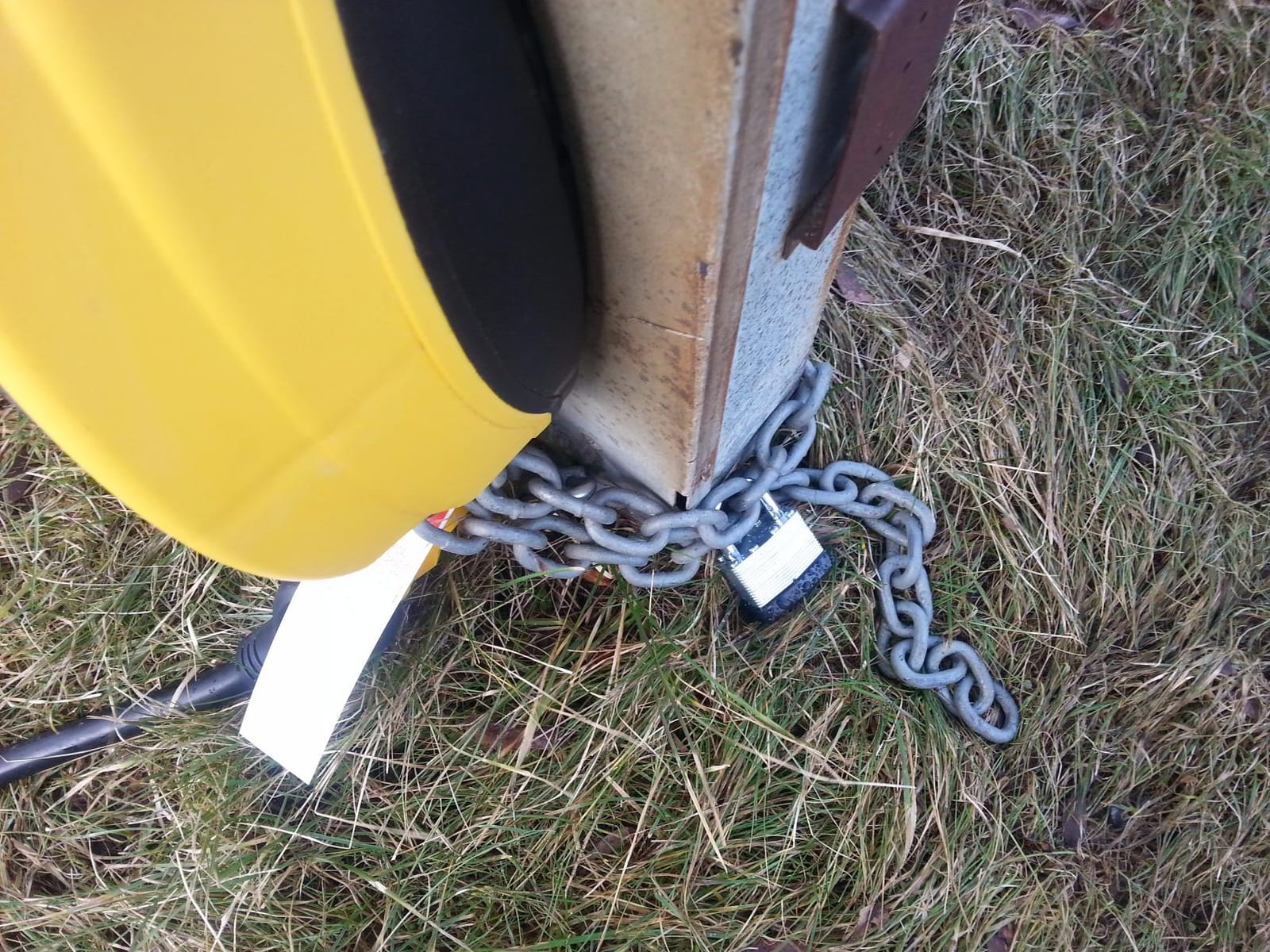 Camco Power Grip Camper/RV 30-Amp Voltage Protector - Features Integrated Surge Protection of Up to 2,800 Joules & Diagnostic LEDs Indicate Wiring Faults (55301) customer photo 1