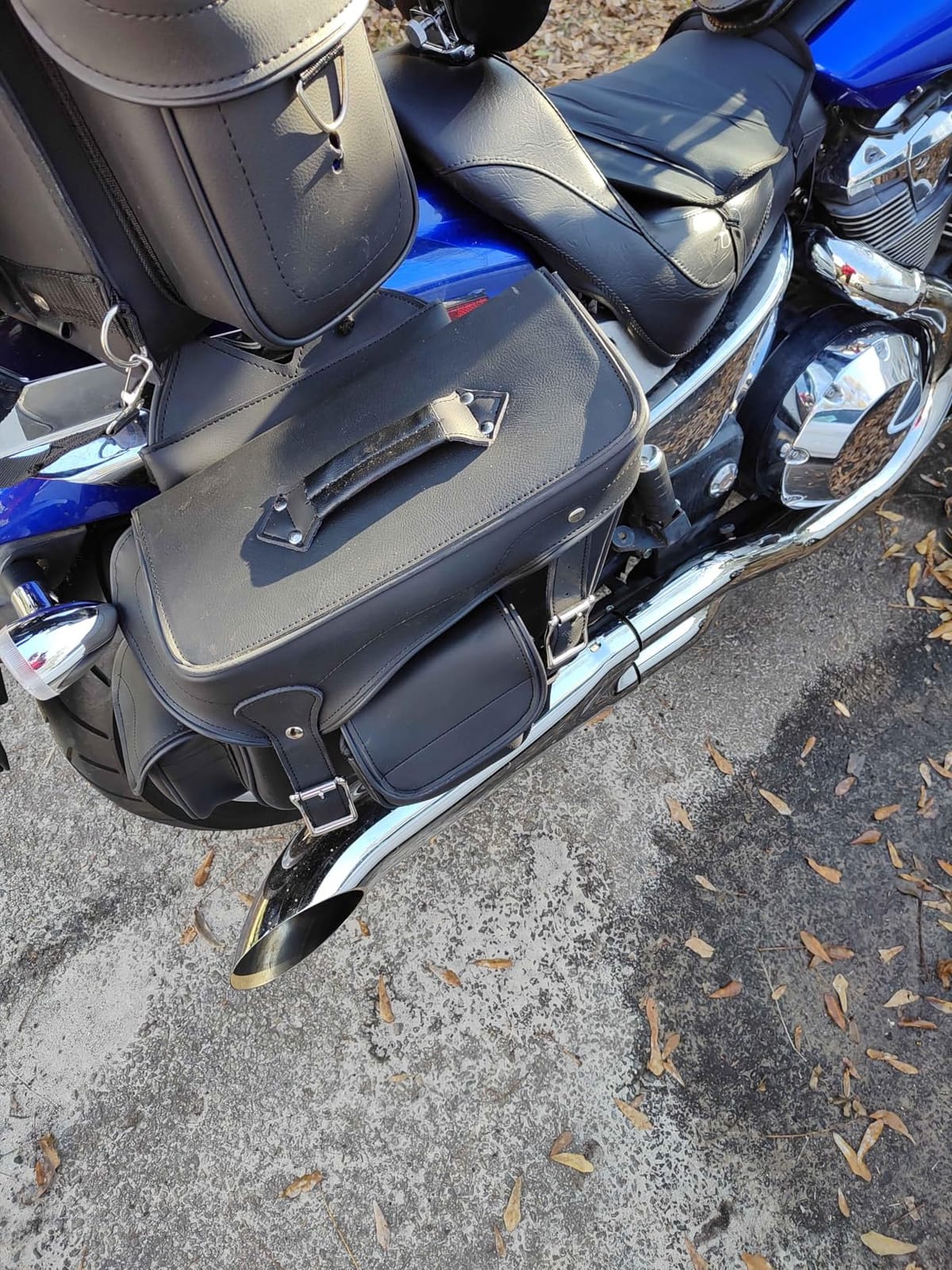 Milwaukee Leather SH66602 Zip-Off Double Pocket PVC Throw Over Motorcycle Saddlebags - One Size customer photo 1
