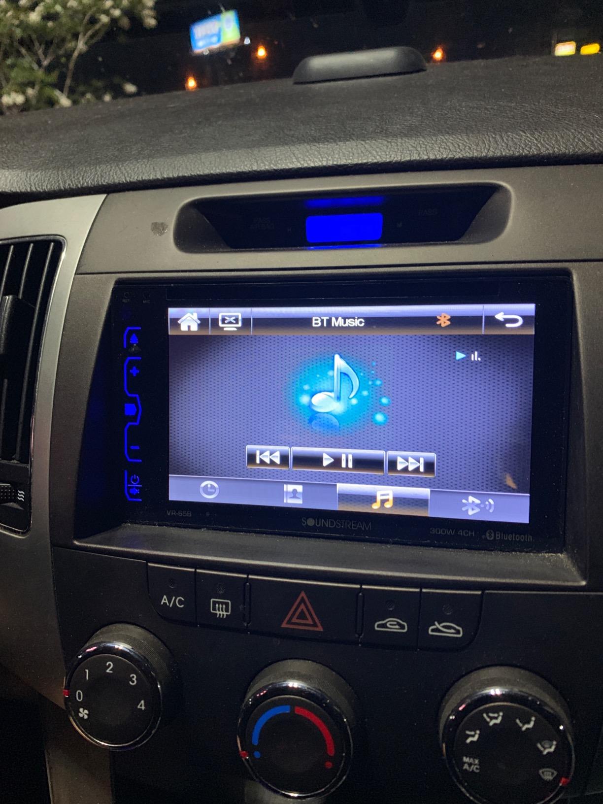 Soundstream VR-65B Double-DIN Bluetooth DVD/CD/AM/FM in-Dash Car Stereo with 6.2