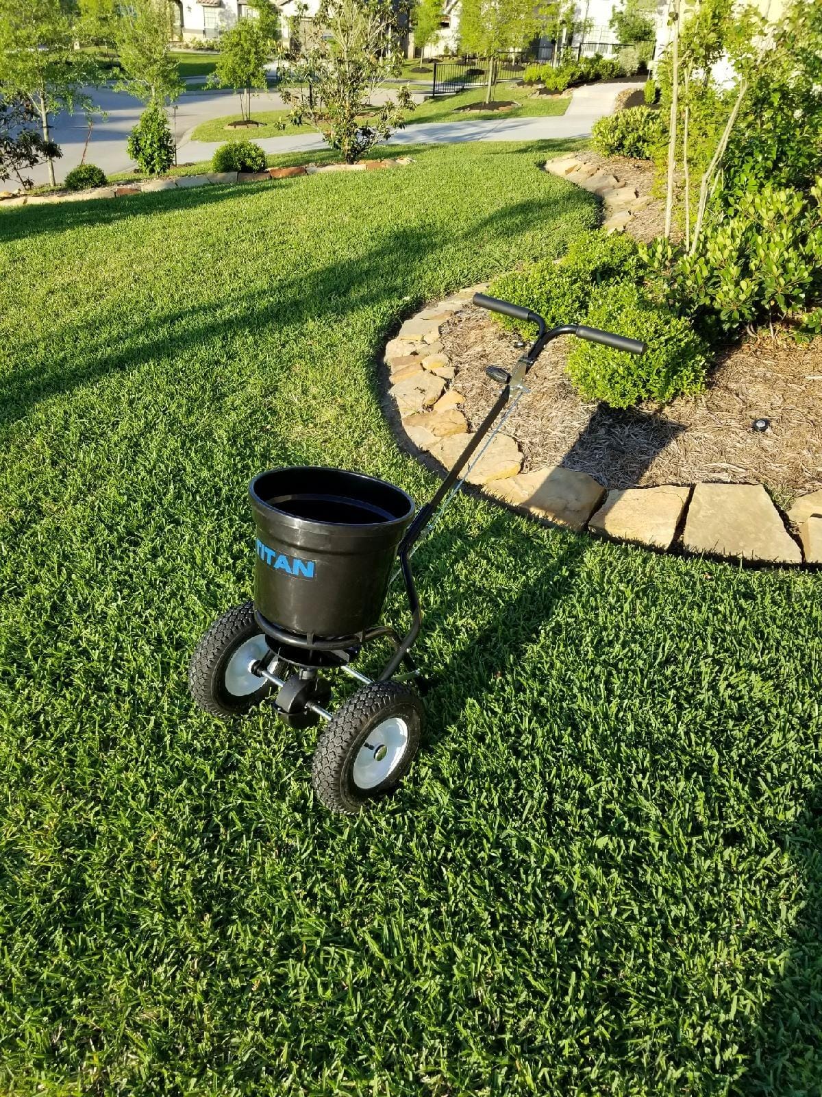 Titan Attachments 50 lb Professional Fertilizer Push Broadcast Spreader, Spreads 10 to 12 FT, Lawn Care and Ice Melter, Yard Tool customer photo 2