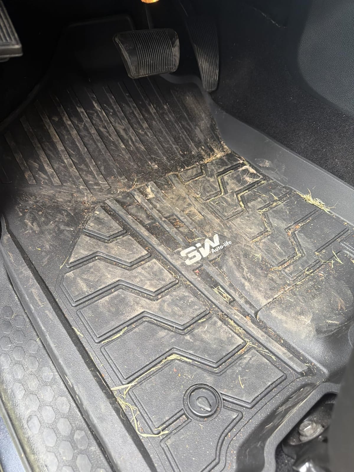 3W Floor Mats for 2013-2018 Dodge Ram 1500/2500/3500 Crew Cab customer photo 2