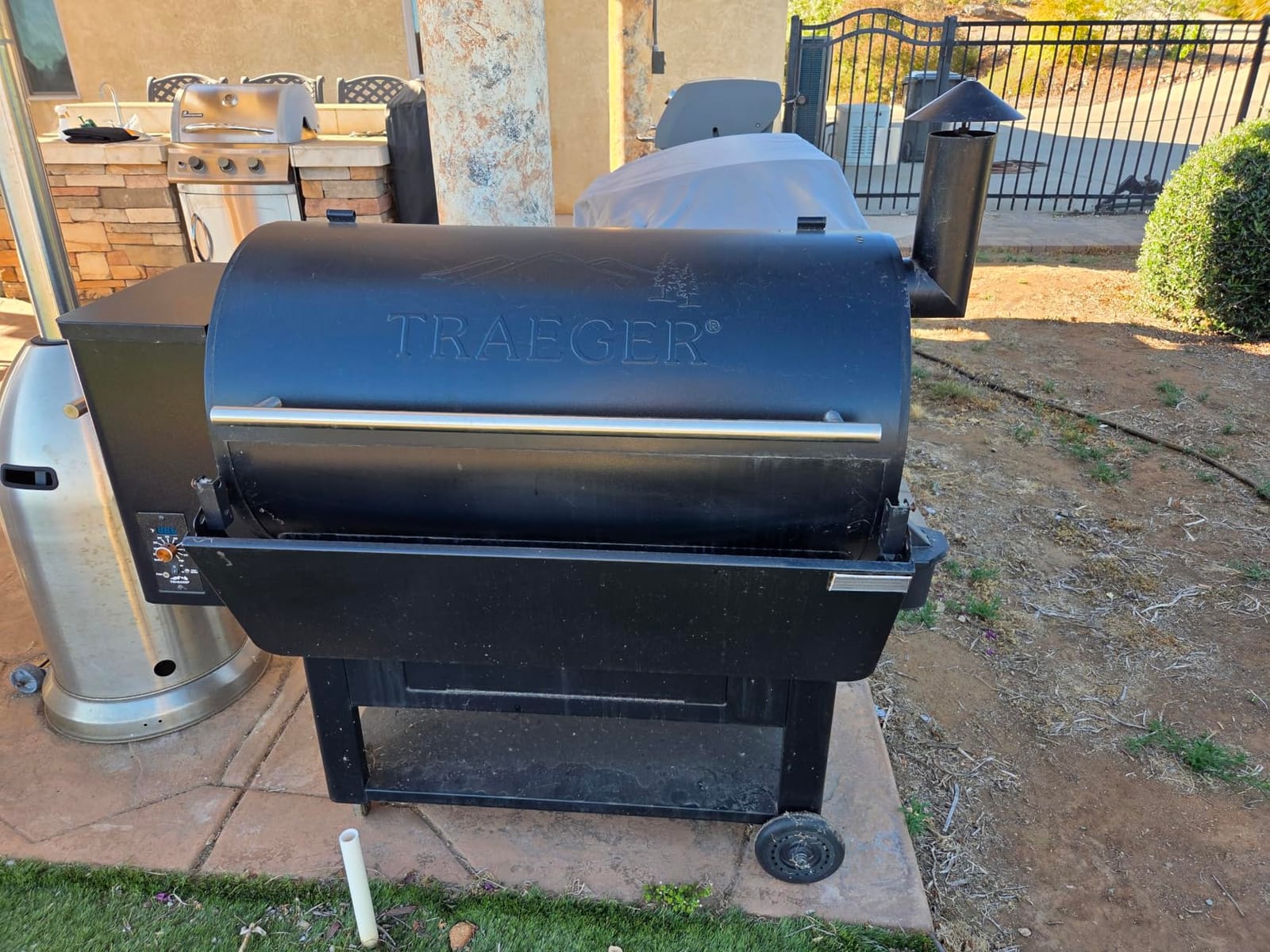 SunPatio Outdoor Heavy Duty Waterproof Wood Pellet Grill and Smoker Cover, UV Resistant Full Length BBQ Cover Compatible with Traeger 22 Series, Lil' Tex Grill and More, All Weather Protection customer photo 1