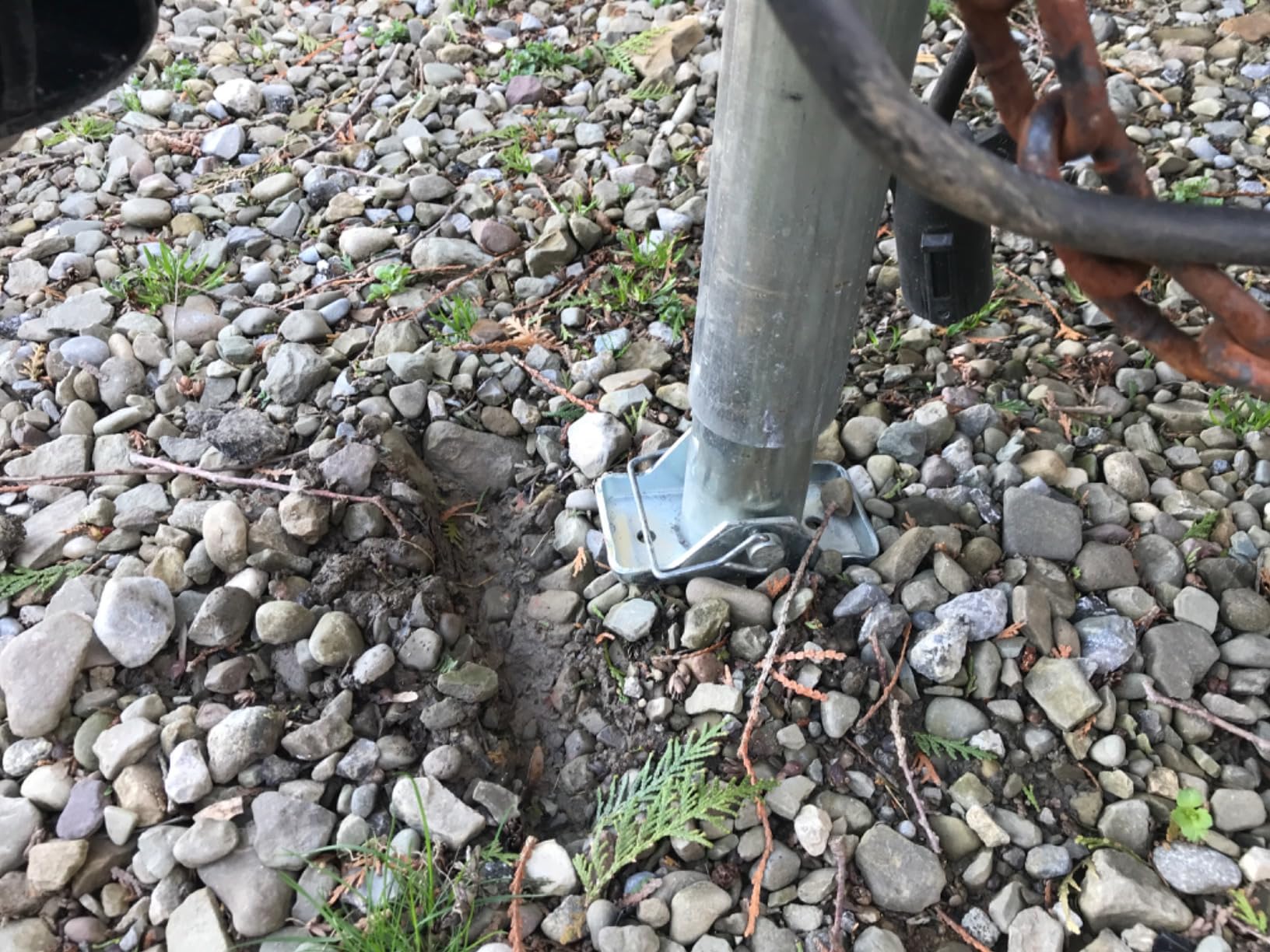 – USA-Owned – Fastest Jack on The Market – 2000lb No-Crank Tongue Jack for Boat, RV & Utility Trailers customer photo 1