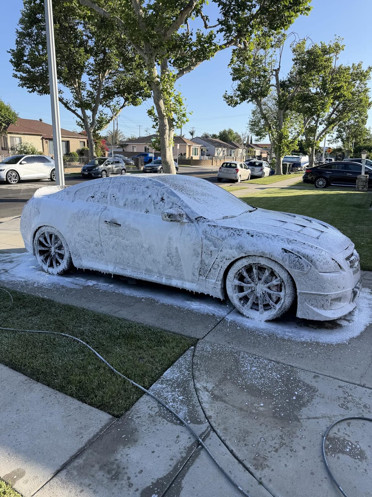 Adam’s Mega Foam Car Wash Soap (Gallon) – pH Neutral, Ultra Concentrated for Foam Cannon, Foaming Spray Gun, or Bucket – Safe for Wax, Sealants & Ceramic Coating – High Suds Car Cleaner customer photo 1