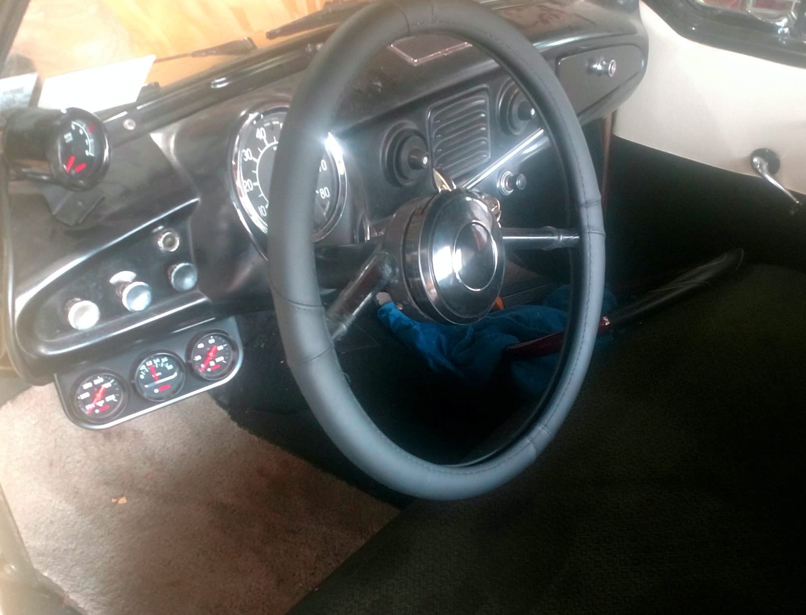 SEG Direct Steering Wheel Cover 15.5-16 inch Heavy-Duty, Black customer photo 1