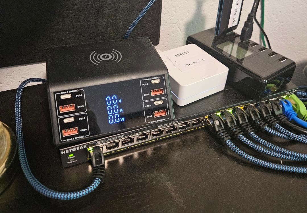 NETGEAR 16 Port PoE Gigabit Ethernet Unmanaged Network Switch (GS316PP) customer photo 1