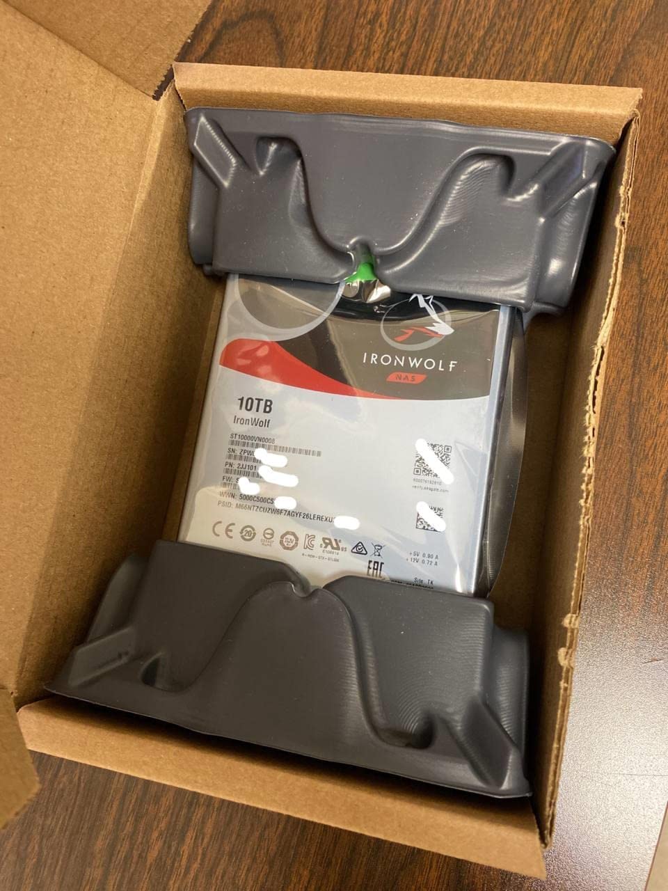Seagate IronWolf 10TB NAS Internal Hard Drive HDD – CMR 3.5 Inch SATA 6Gb/s 7200 RPM 256MB Cache for RAID Network Attached Storage, with Rescue Service (ST10000VN0008) customer photo 2