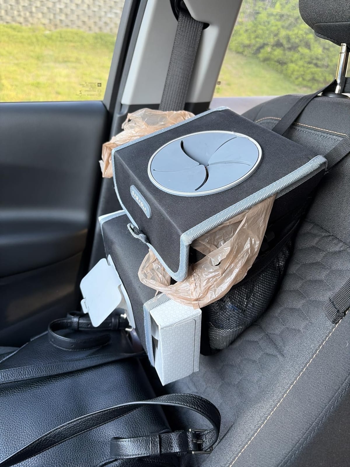 Farasla All-in-One Car Trash Can, Garbage Bag for Car customer photo 1