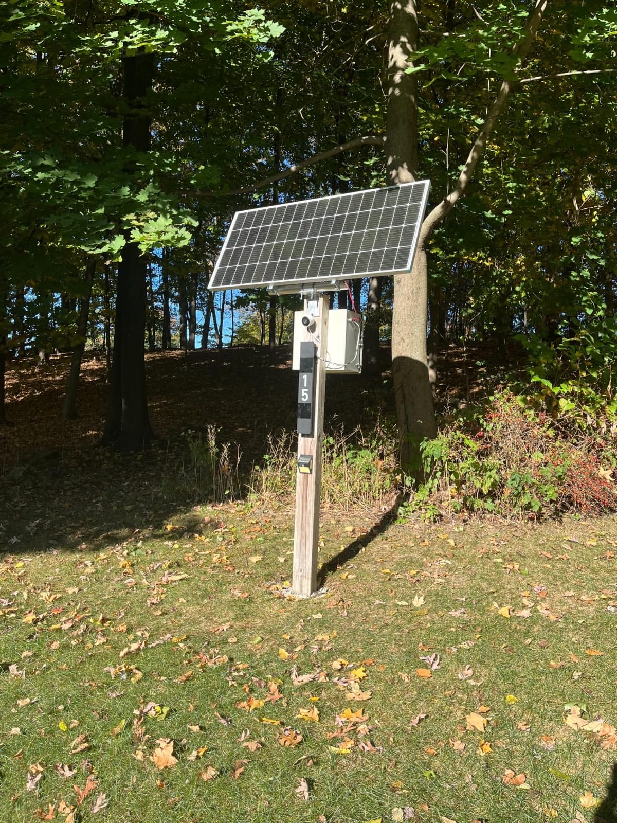 Renogy Solar Panels 200 Watt, N-Type Solar Panel 25% High-Efficiency 16BB customer photo 2