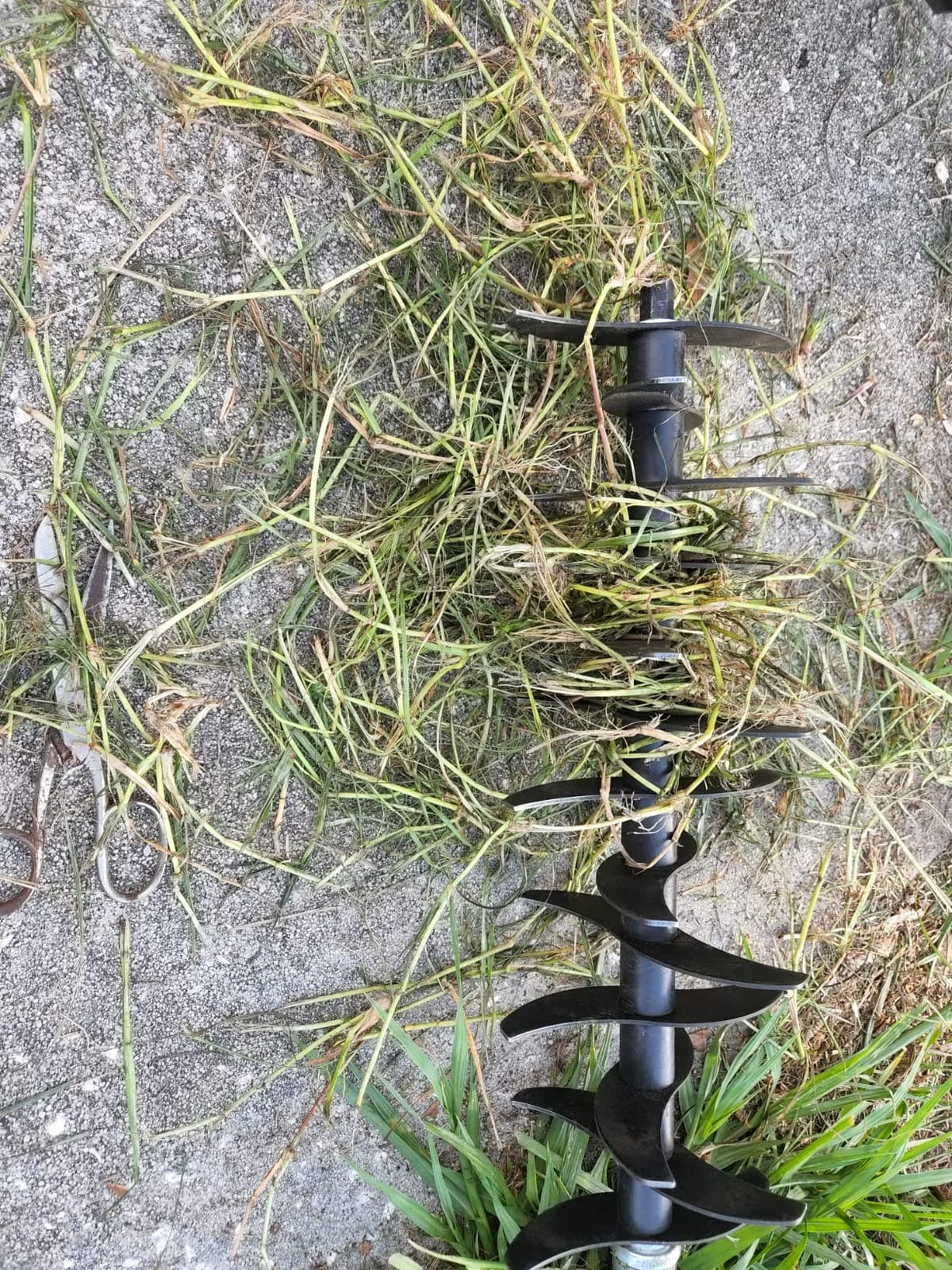 Sun Joe 15-Inch Lawn Dethatcher with Scarifier Blade Reel, AJ805E customer photo 2