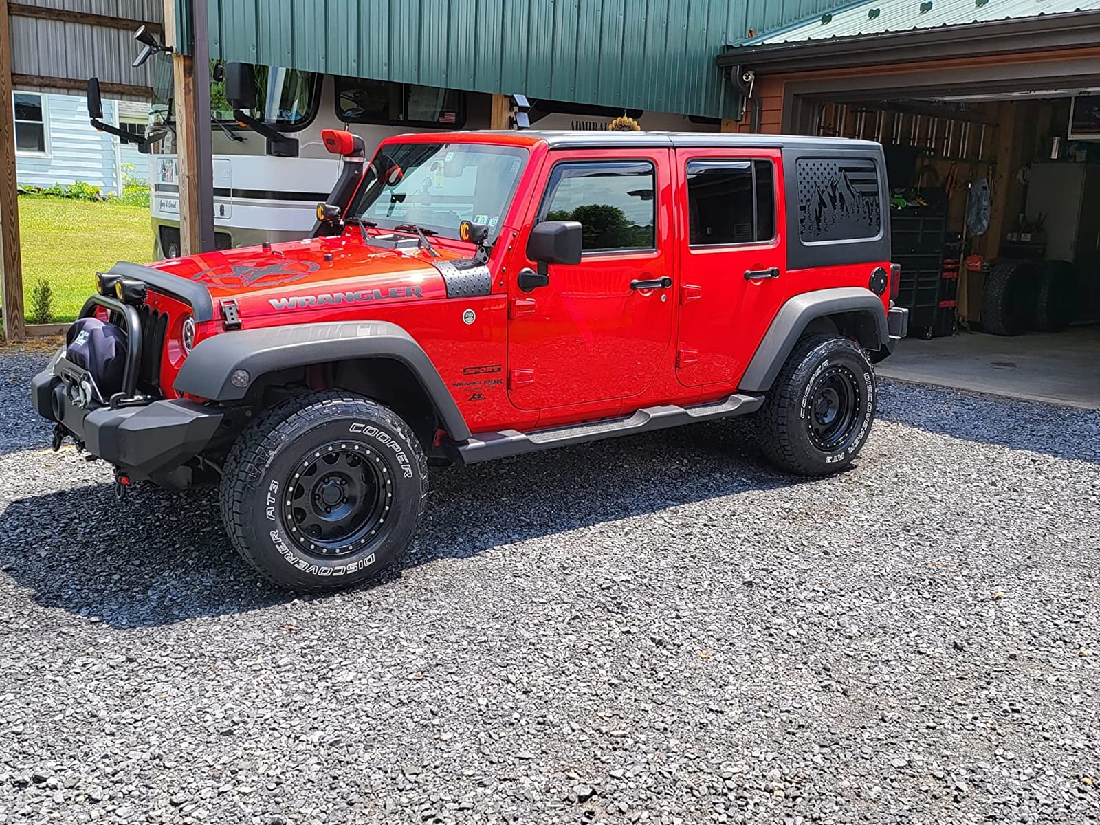 Cooper Discoverer AT3 4S All-Season P285/70R17 117T Tire customer photo 1