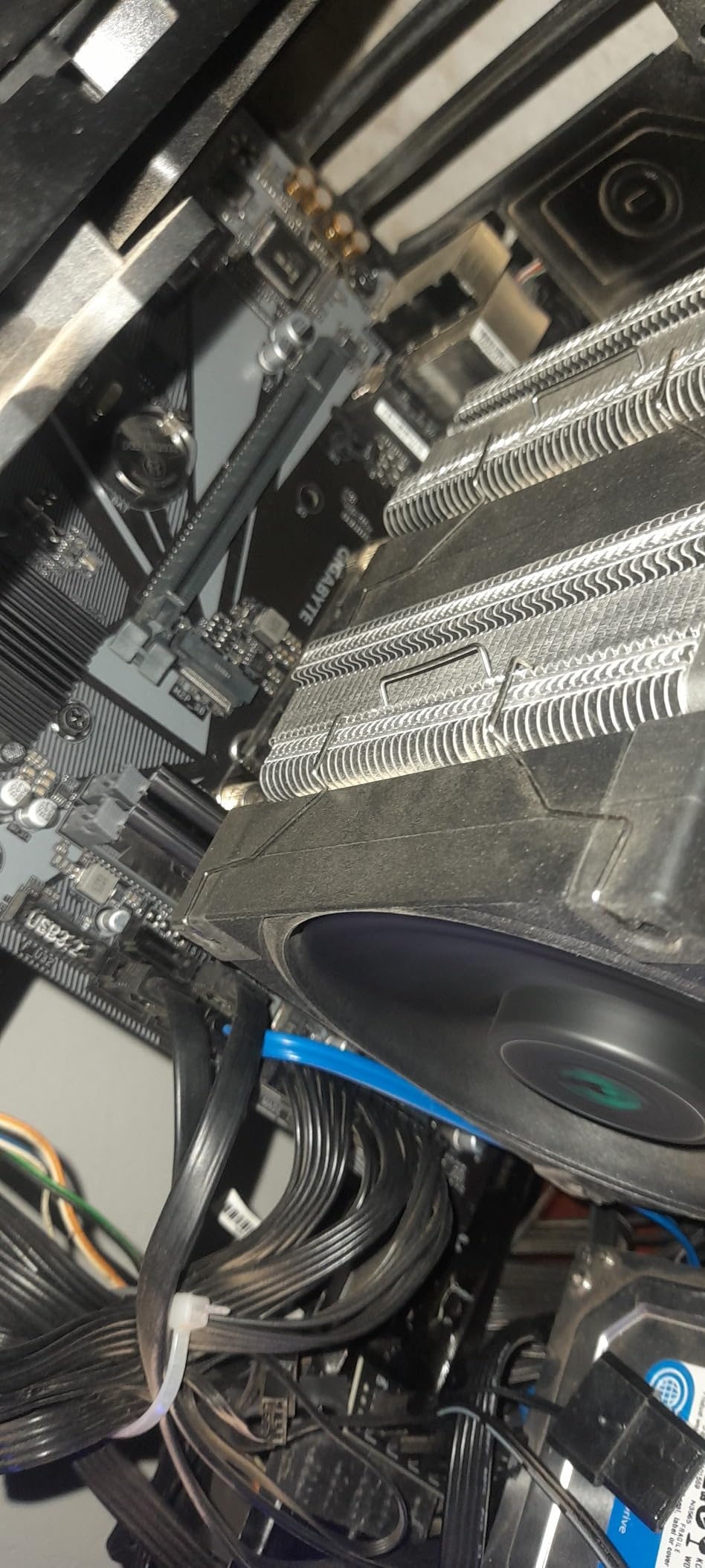 Intel Core i5-12400 Desktop Processor 18M Cache, up to 4.40 GHz customer photo 2