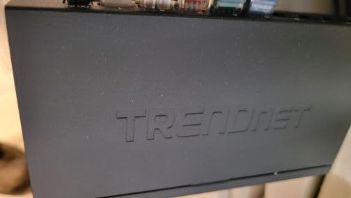 TRENDnet 8-Port Gigabit Desktop Switch, TEG-S83 customer photo 1