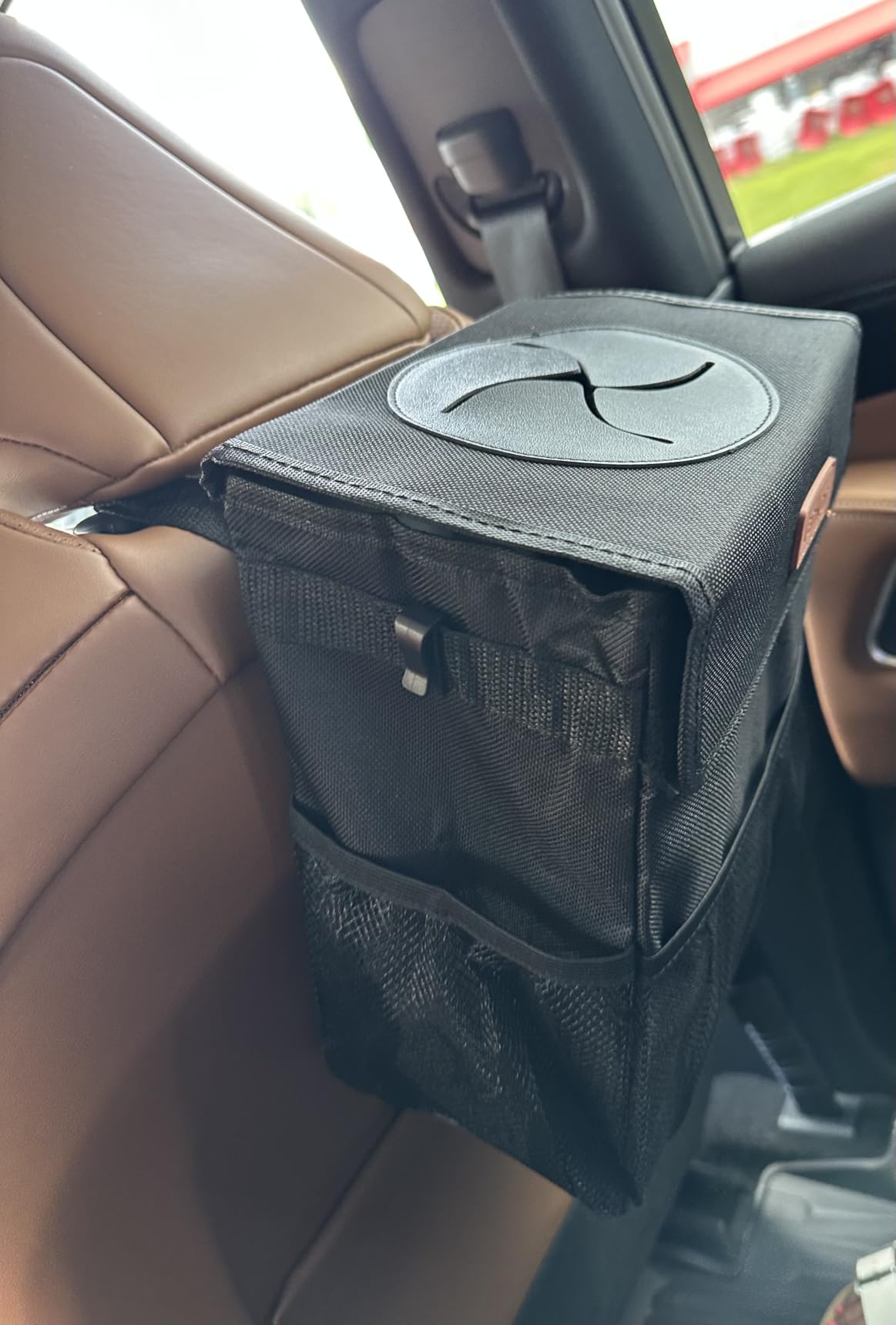 Vankor Car Trash Can with Lid Leak Proof Car Accessories for Women customer photo 1