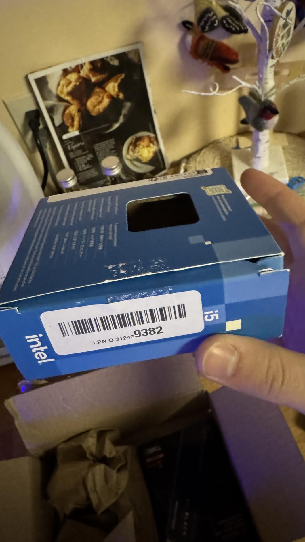 Intel Core i5-13600K Desktop Processor 14 cores (6 P-cores + 8 E-cores) 24M Cache, up to 5.1 GHz customer photo 2
