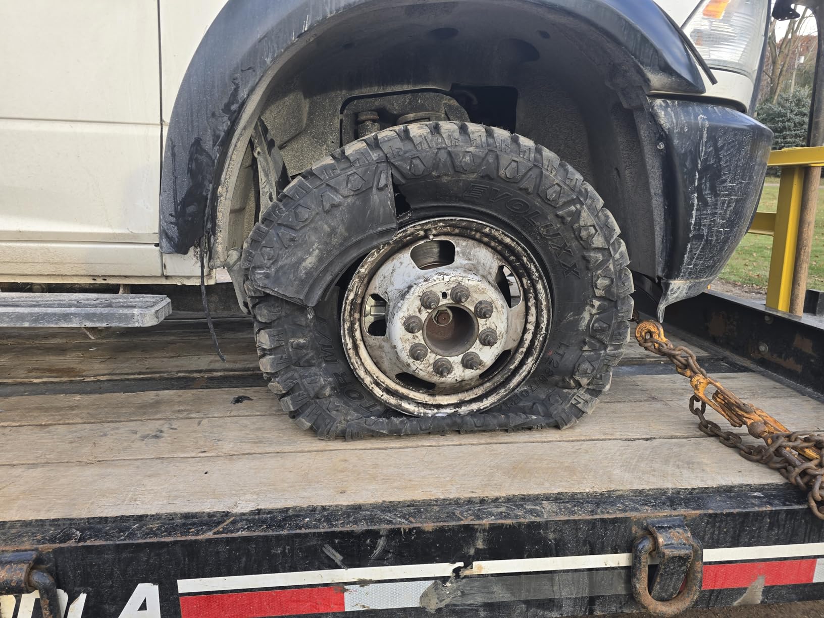 Evoluxx Rotator M/T LT33X12.50R17 Mud Terrain 120Q E (10 Ply) Tire customer photo 2