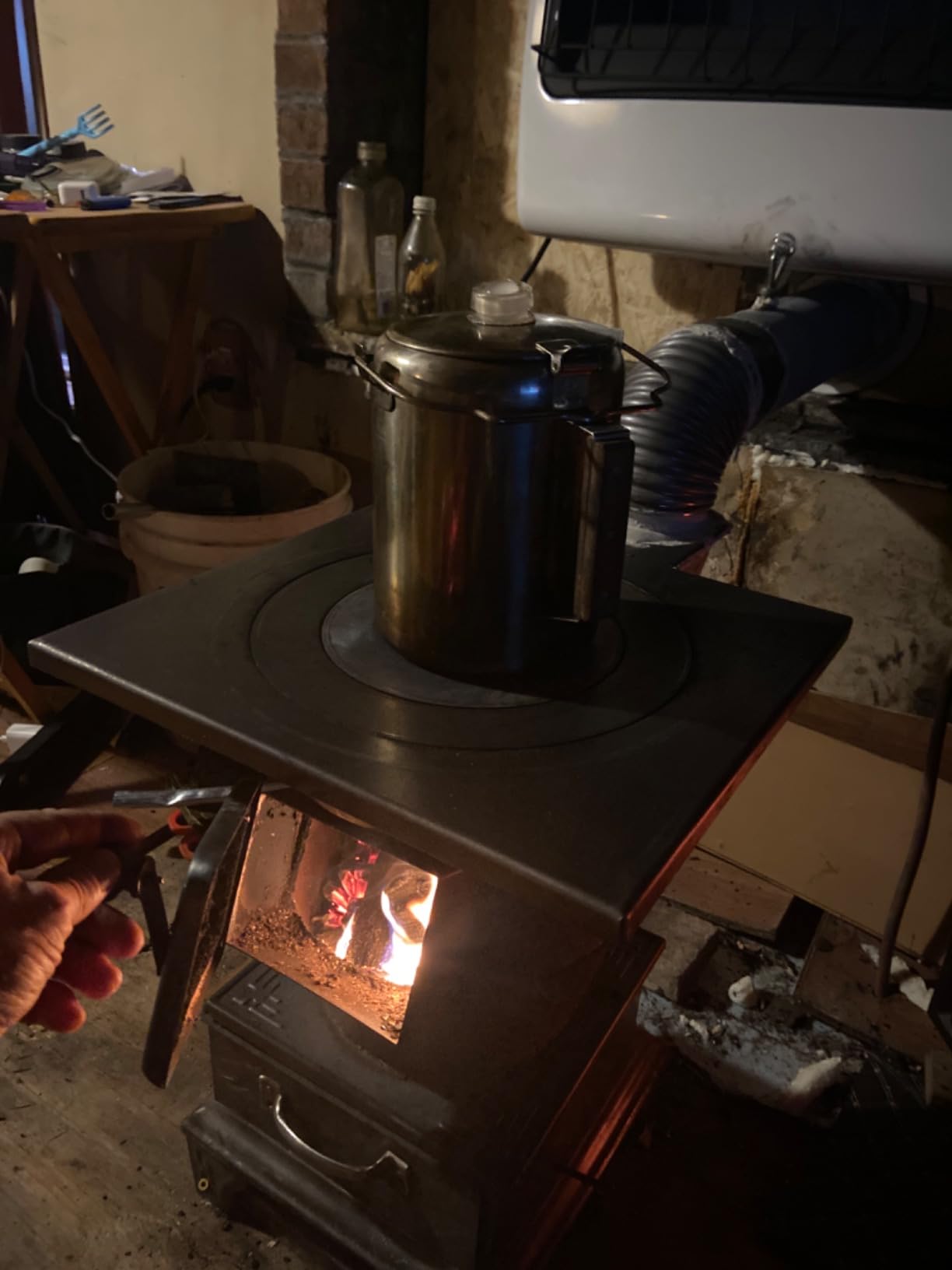 DDSS Indoor Wood-Burning Heating Stove, Thickened Cast Iron Rural Heating Stove, Smokeless Cooker, Energy Power Saving. customer photo 1