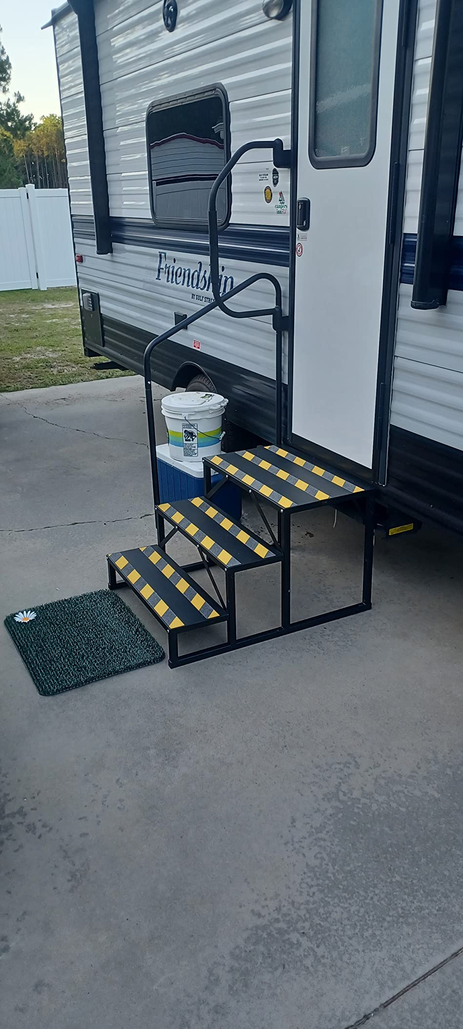 3 Step RV Stairs, Hot Tub Steps, Outdoor Spa Step Ladder with Handrail,Portable Economy 5th Wheel Stair for Travel Trailer, Motor Home, Camper and Porch with Non-Skid Tapes customer photo 2