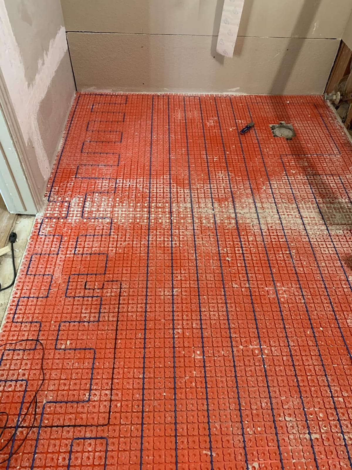 MAXKOSKO 30 sq ft Radiant Floor Heating Mat, Electric Heated In Floor Mat customer photo 2