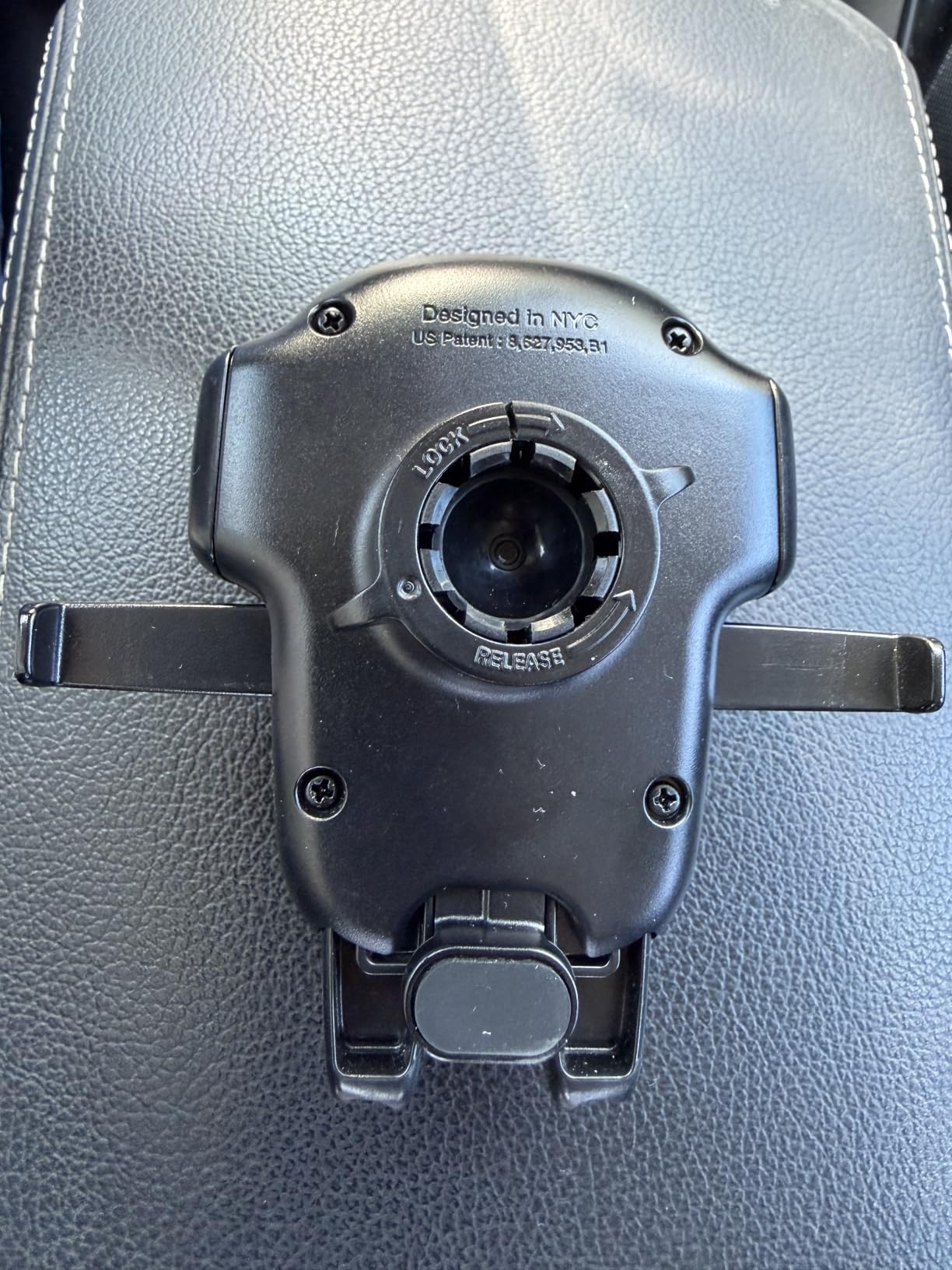iOttie Easy One Touch Advanced Air Vent Car Mount for Smartphone iPhone 18 customer photo 2