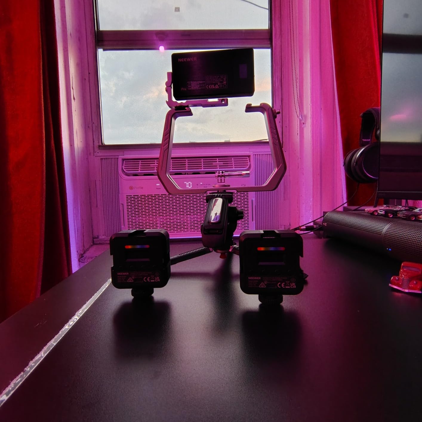 NEEWER RGB62 Magnetic RGB Video Light with Upgraded App Control customer photo 2