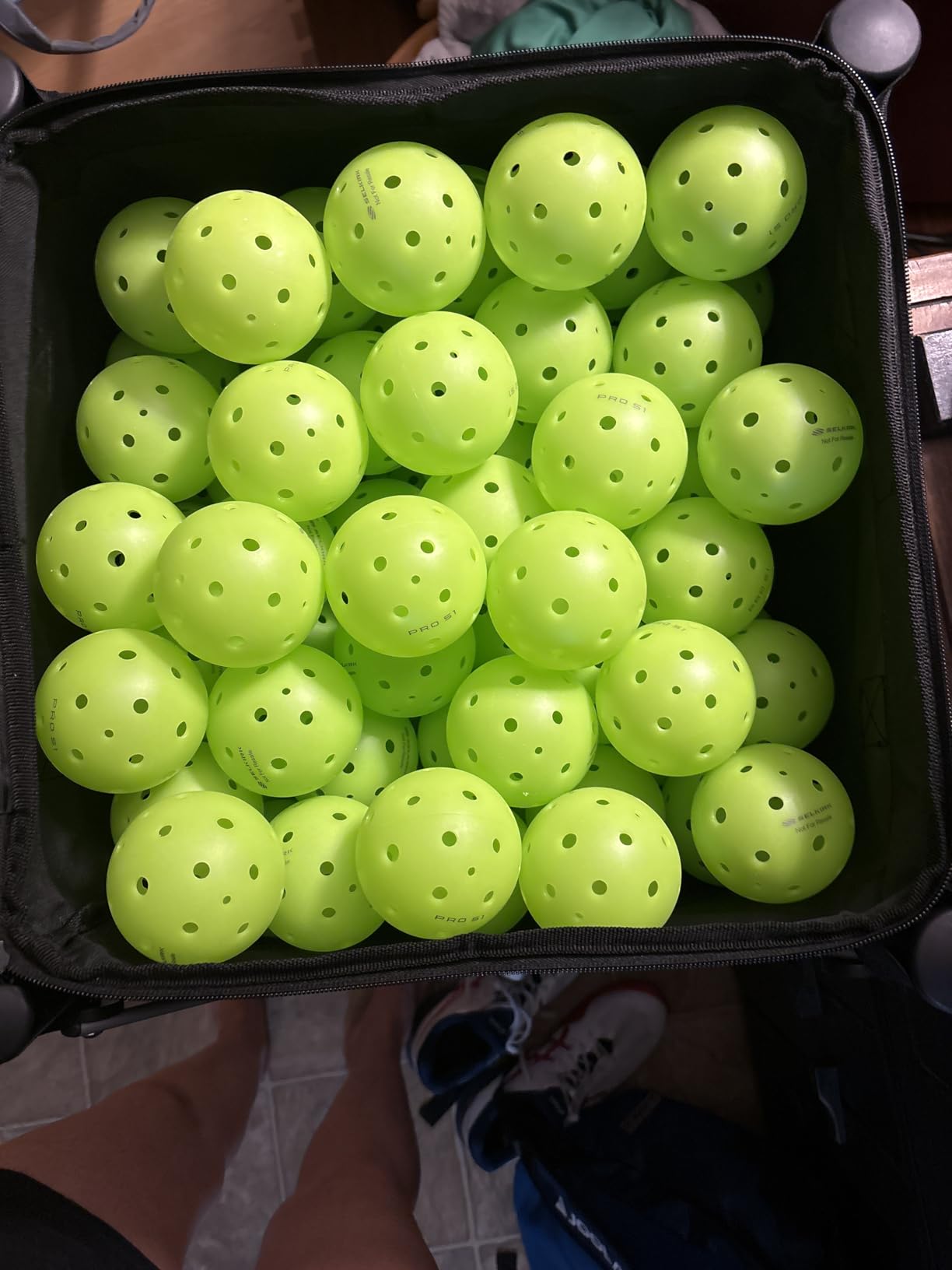 Angooni Professional Tennis Cart, 150/240 Ball Capacity, Silent PU Wheels customer photo 1