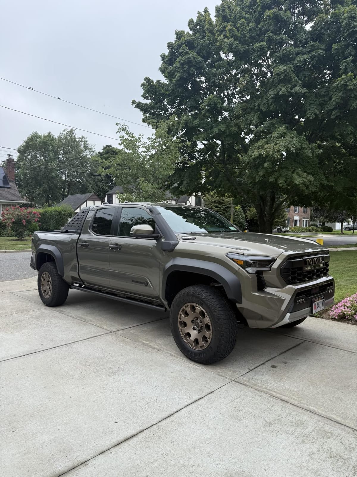 GEEDAR Heavy Duty Rubber Bed Mat for 2015-2026 Ford F-150 5.5 ft CrewCab Bed Liner, Includes 22-26 Lightning Crew/Super Crew, All Weather F-150 5.5 ft Bed Mat, Ford F150 Accessories, Black customer photo 1