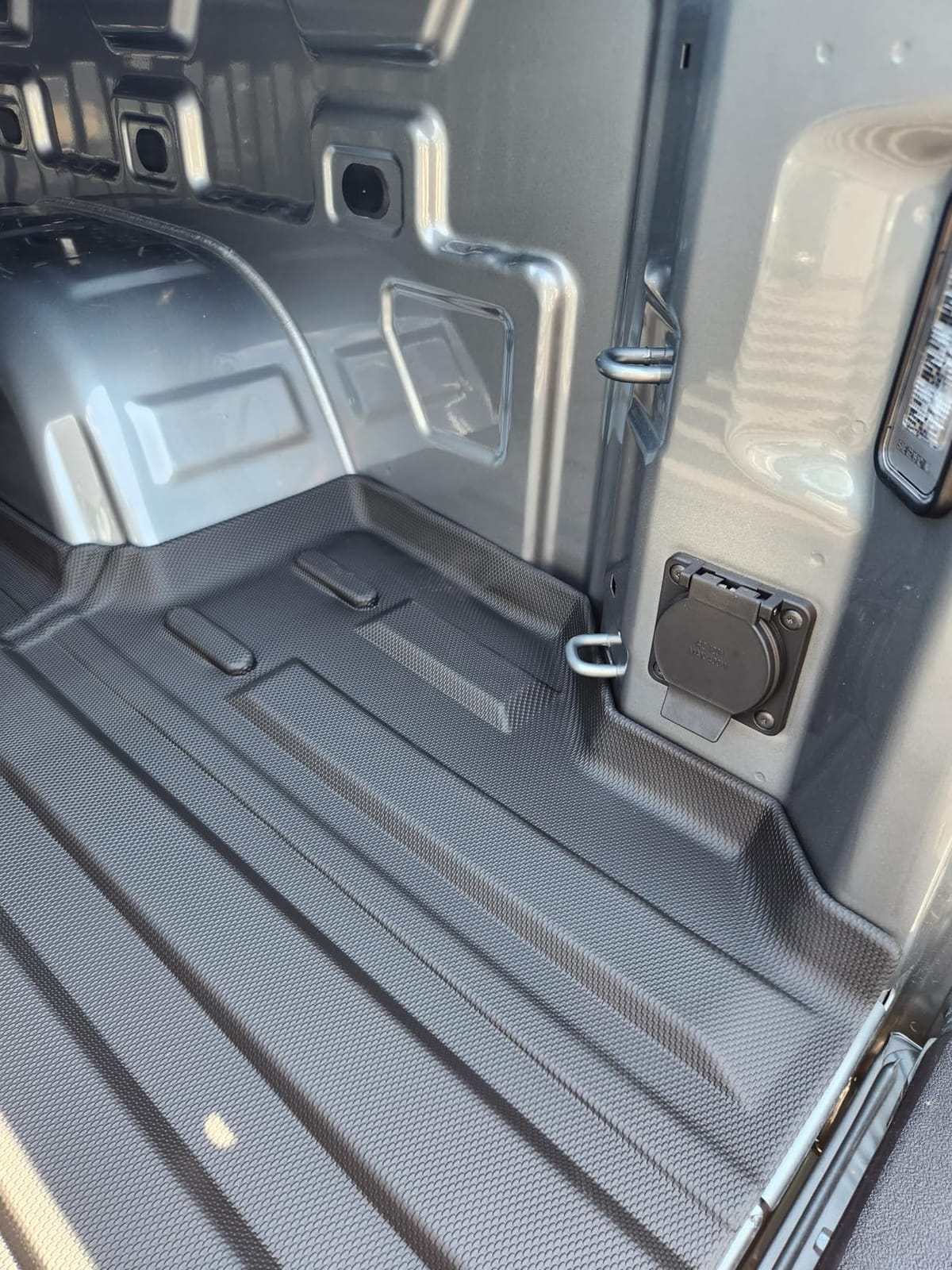 TripleAliners 6.8FT Truck Bed Mat for 2020-2026 Chevy Silverado 2500 3500HD customer photo 1