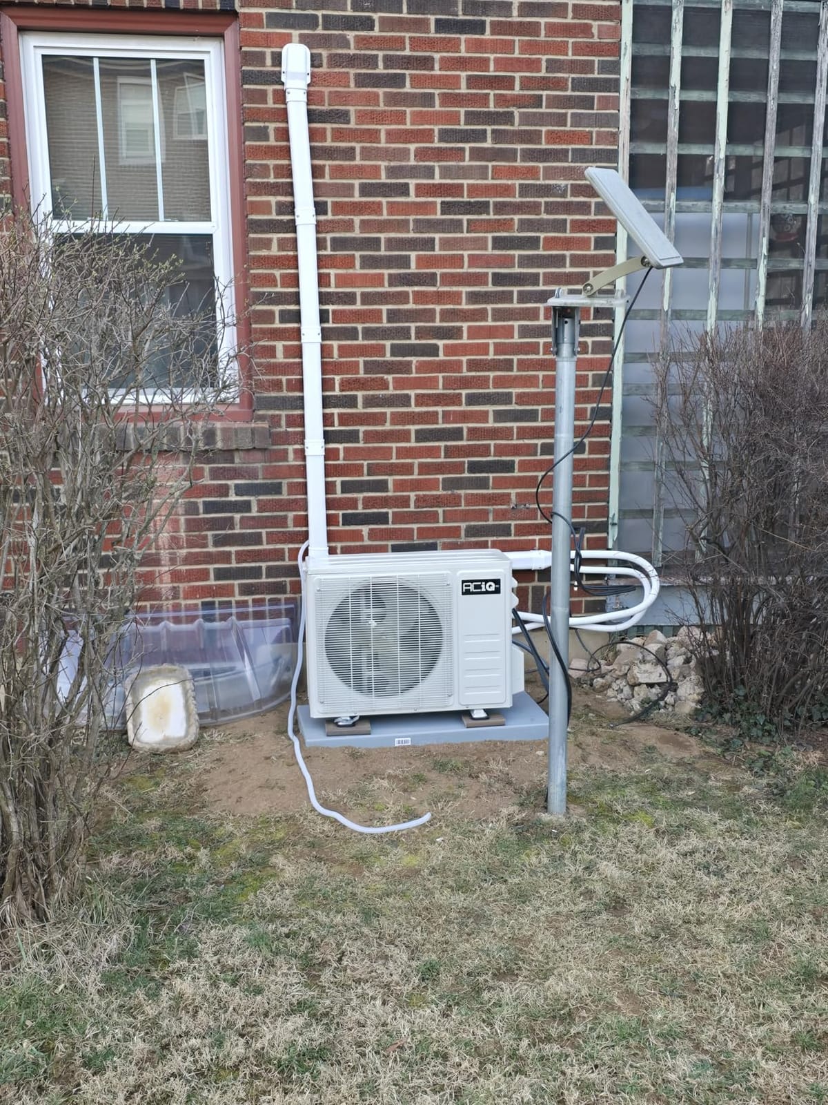 ACiQ Essentials 36000 BTU 230V 20 SEER2 Mini Split AC/Heating System, White customer photo 1