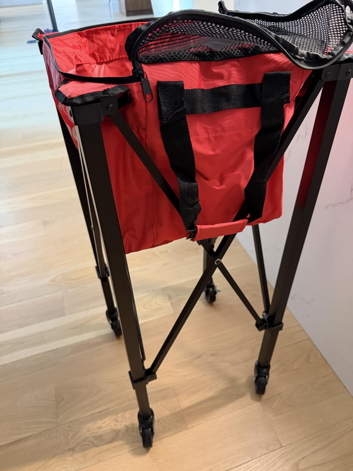 YooKoo Tennis Ball Hopper Holds 150 Balls, Tennis Cart with Black/Red Bag customer photo 2