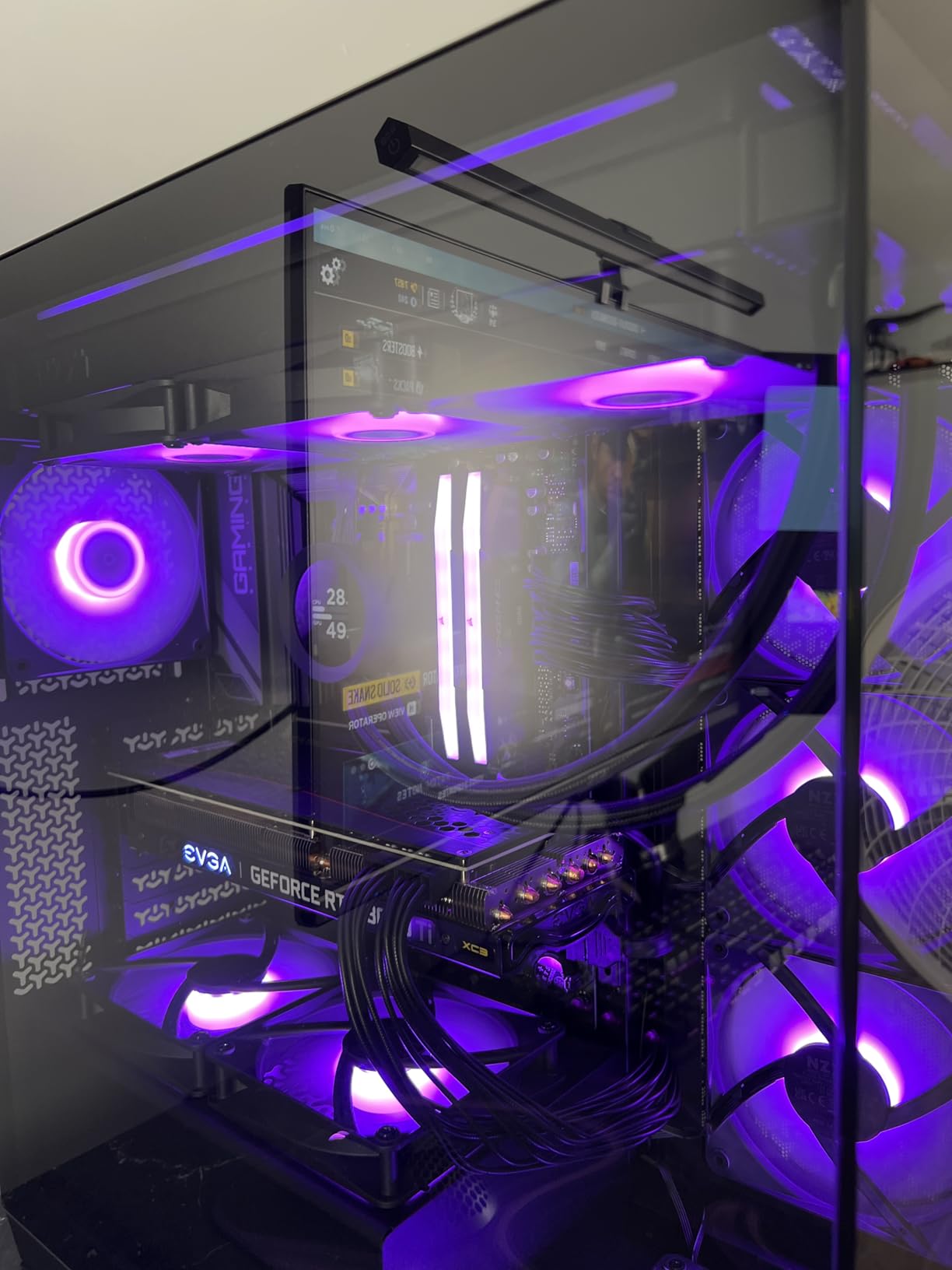 NZXT Kraken Plus 240 RGB - 240mm AIO CPU Cooler, LCD - Black customer photo 2