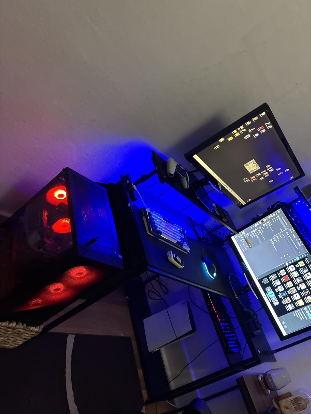 msi Codex R2 Gaming Desktop, Intel i5-14400F, RTX 5060, 16GB DDR5, 1TB SSD customer photo 1