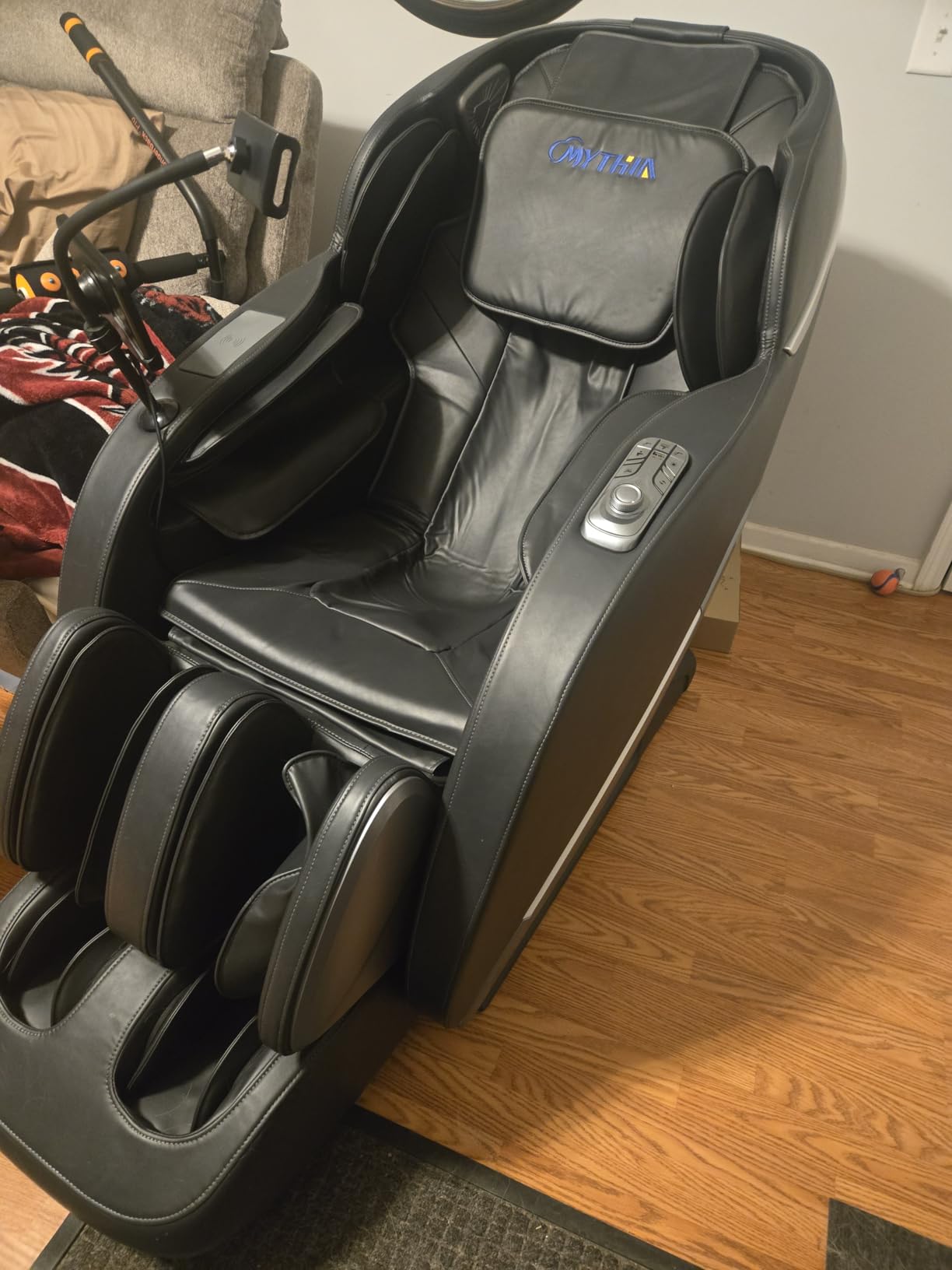 MYTHIA 4D Full Body Massage Chair Recliner, 55
