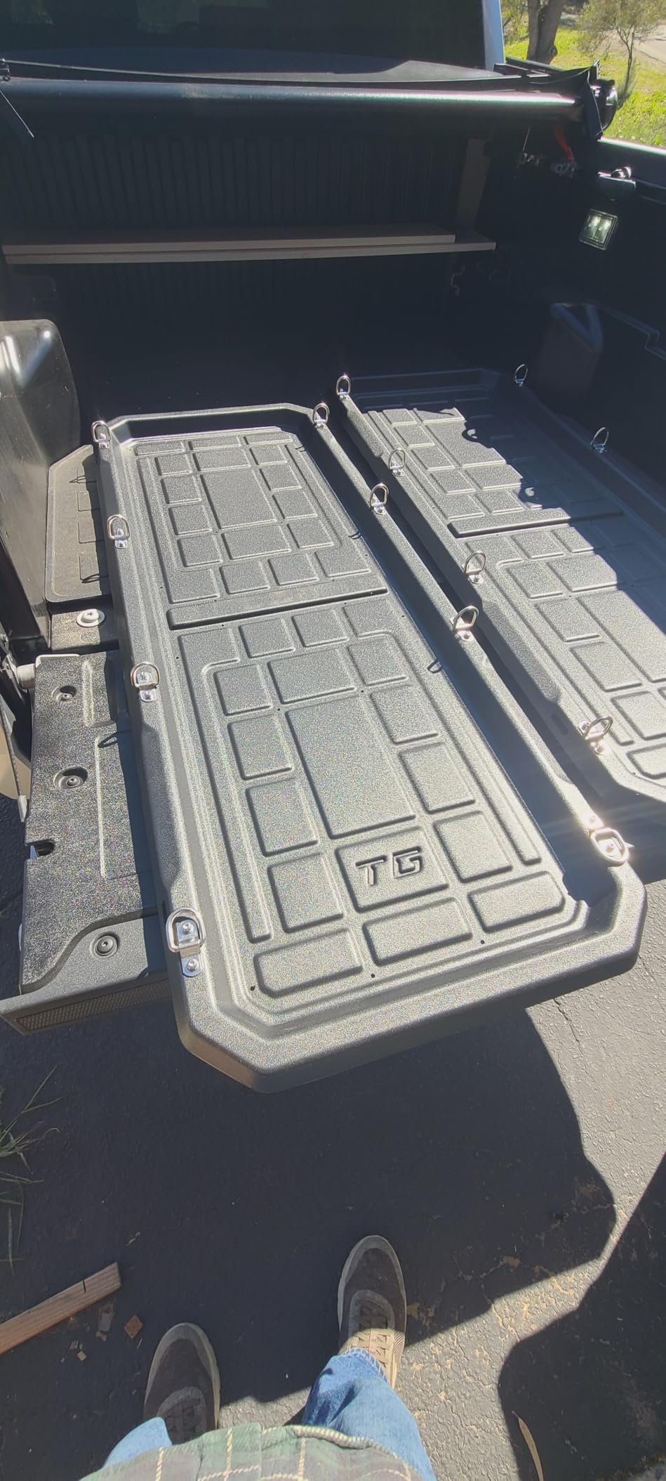 Trumgeta Slide-Out Truck Bed Cargo Tray for Mid-Size & Full-Size Pickups customer photo 1