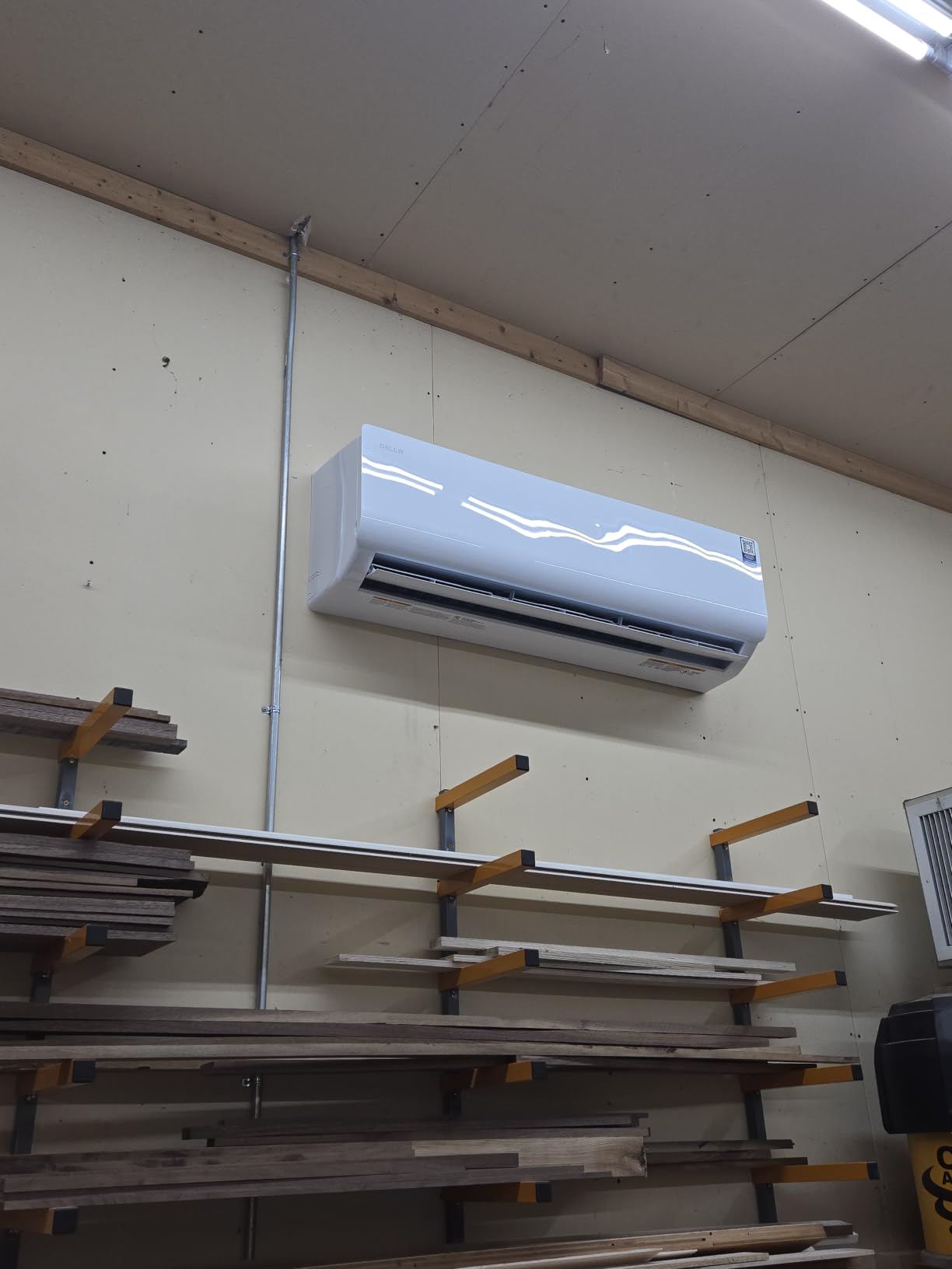 DELLA Vita Series 36000 BTU Mini Split Air Conditioner, Energy Efficient, 20 SEER2 230V, Cools up to 2500 Sq. Ft,3 Ton Heat Pump, Works with Alexa & Wifi,Ductless Inverter System,Pre-Charged,16ft Kit customer photo 1