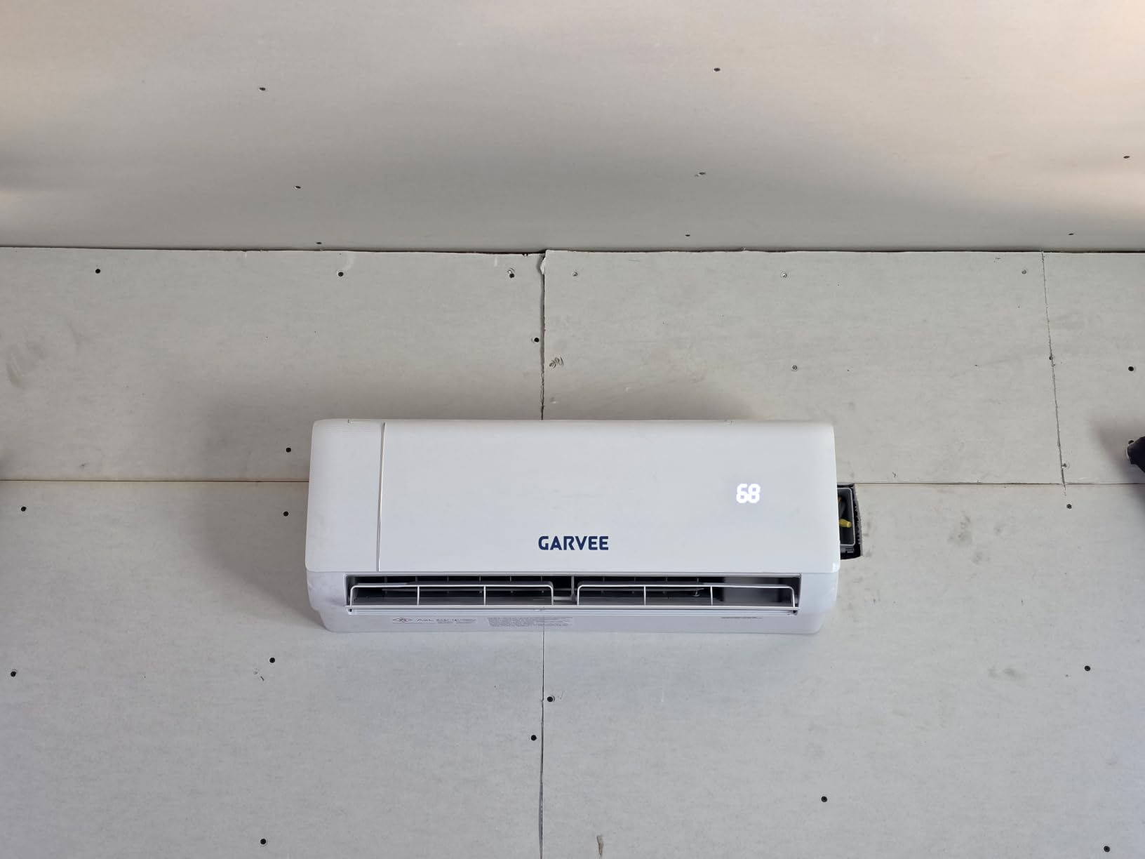 Garvee 12,000 BTU Mini Split Air Conditioner & Heater, 22 SEER2, 115V customer photo 1